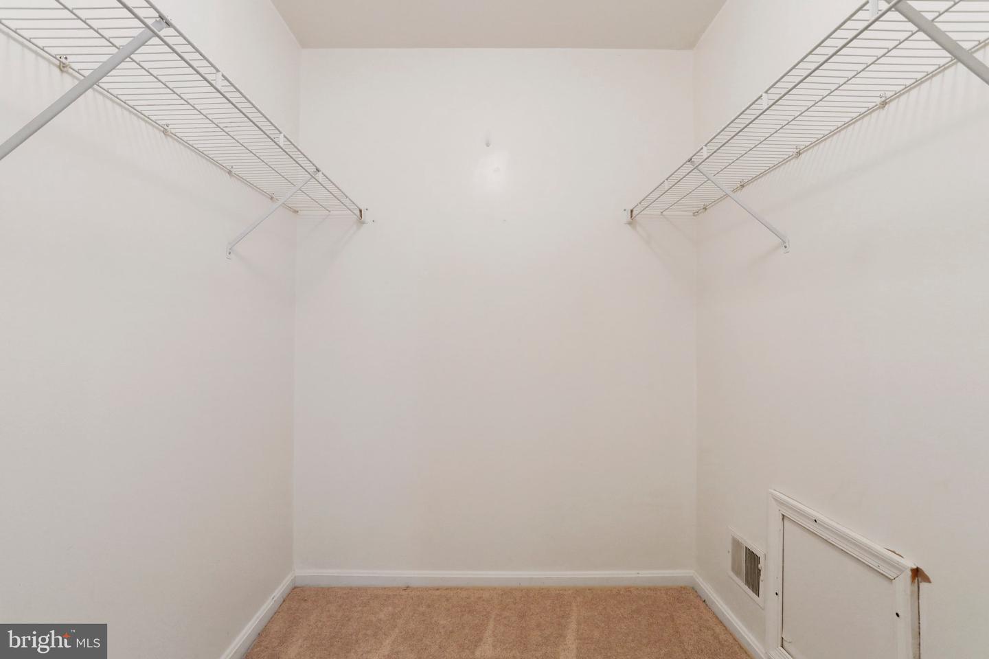3528 ARMFIELD FARM DRIVE