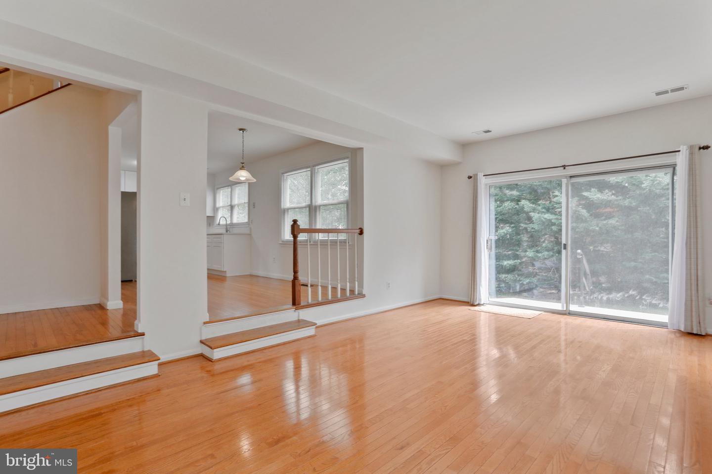 3528 ARMFIELD FARM DRIVE