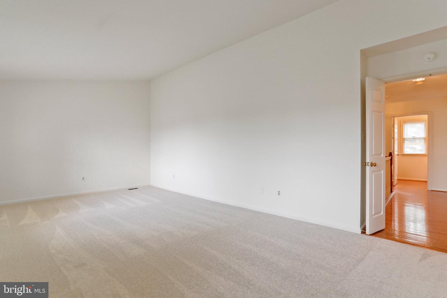 3528 ARMFIELD FARM DRIVE