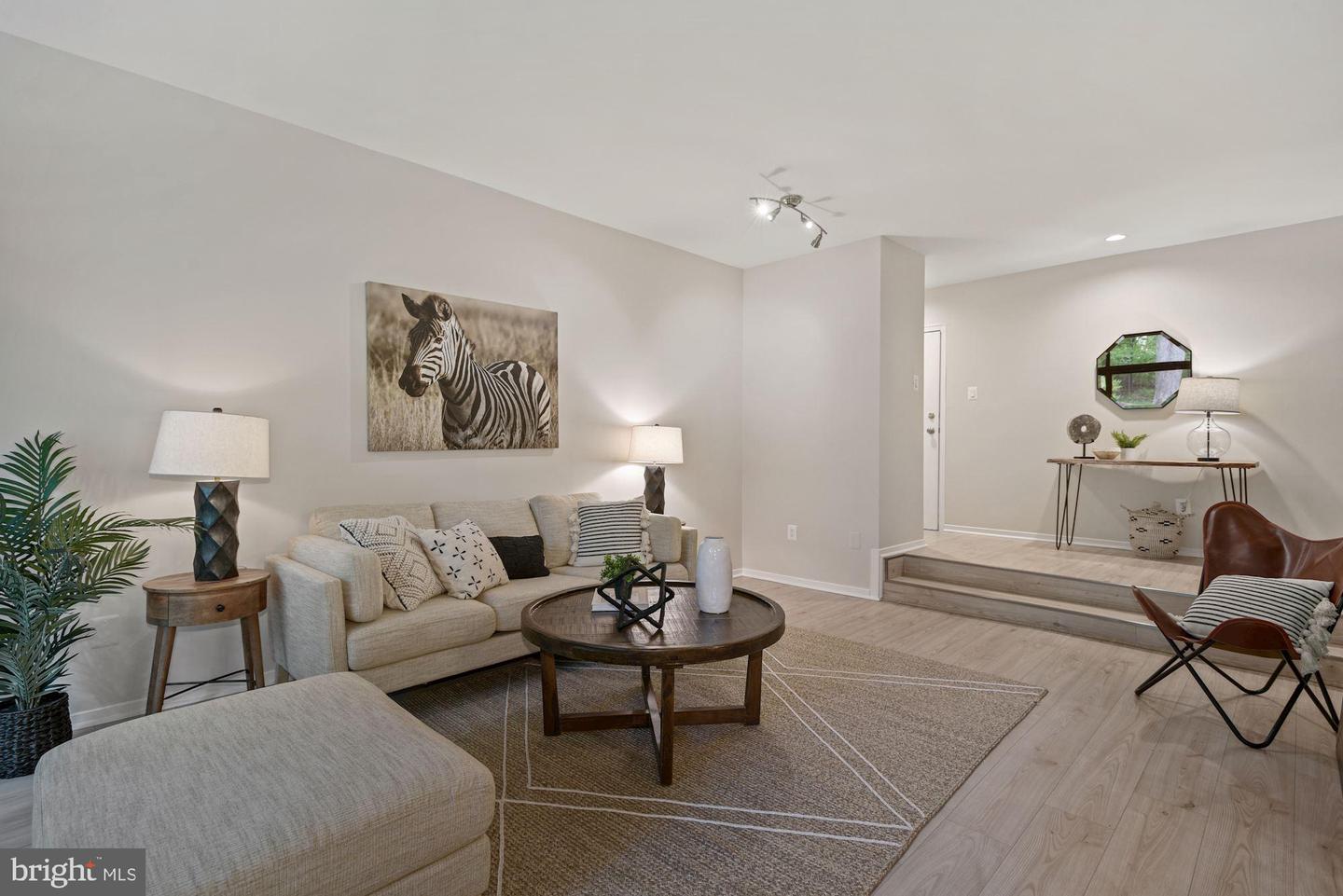 1650 PARKCREST CIRCLE Unit: 100