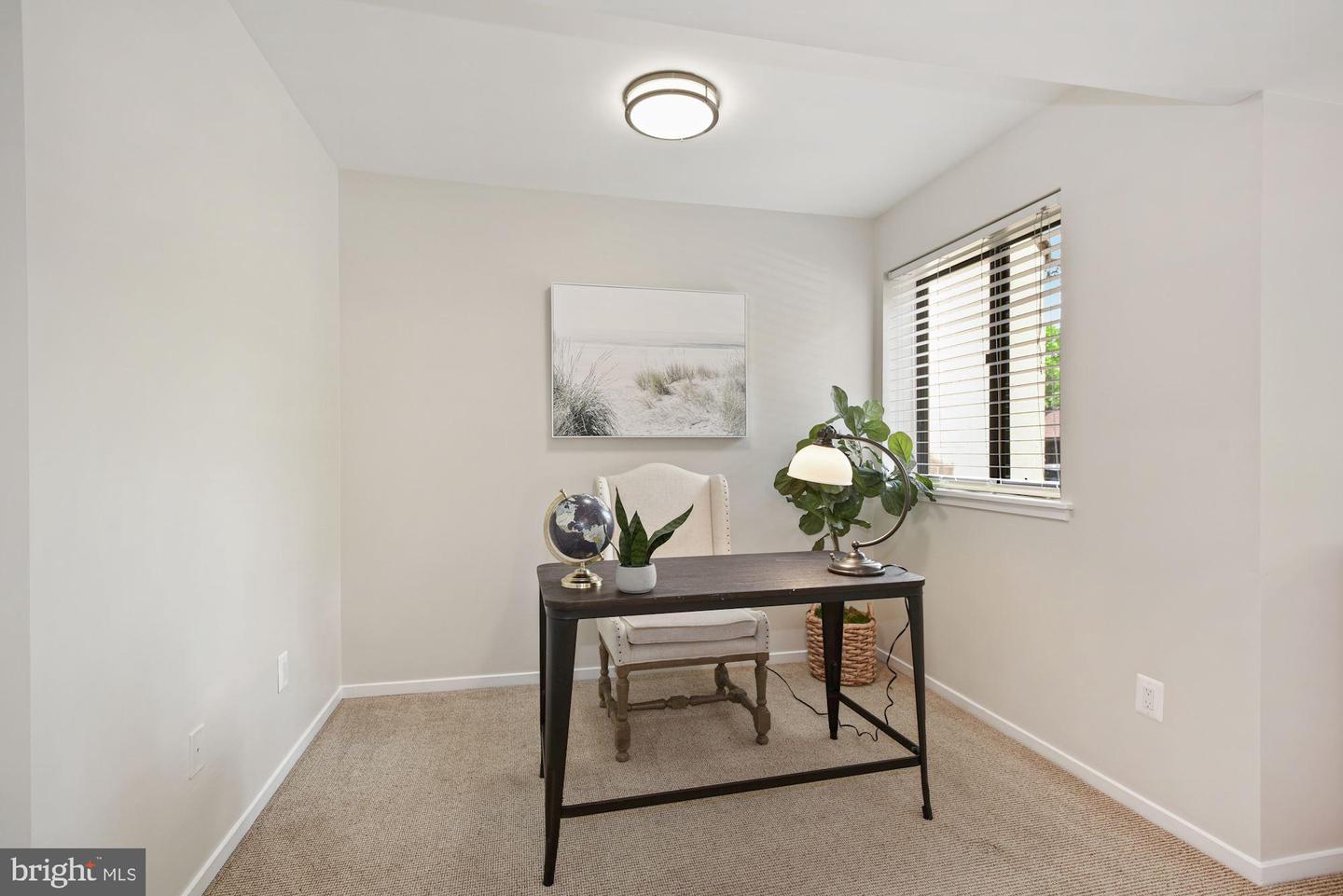 1650 PARKCREST CIRCLE Unit: 100