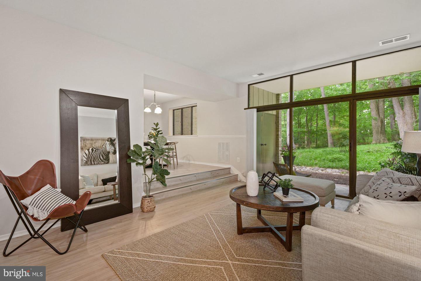 1650 PARKCREST CIRCLE Unit: 100