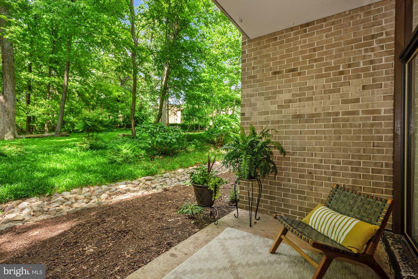 1650 PARKCREST CIRCLE Unit: 100