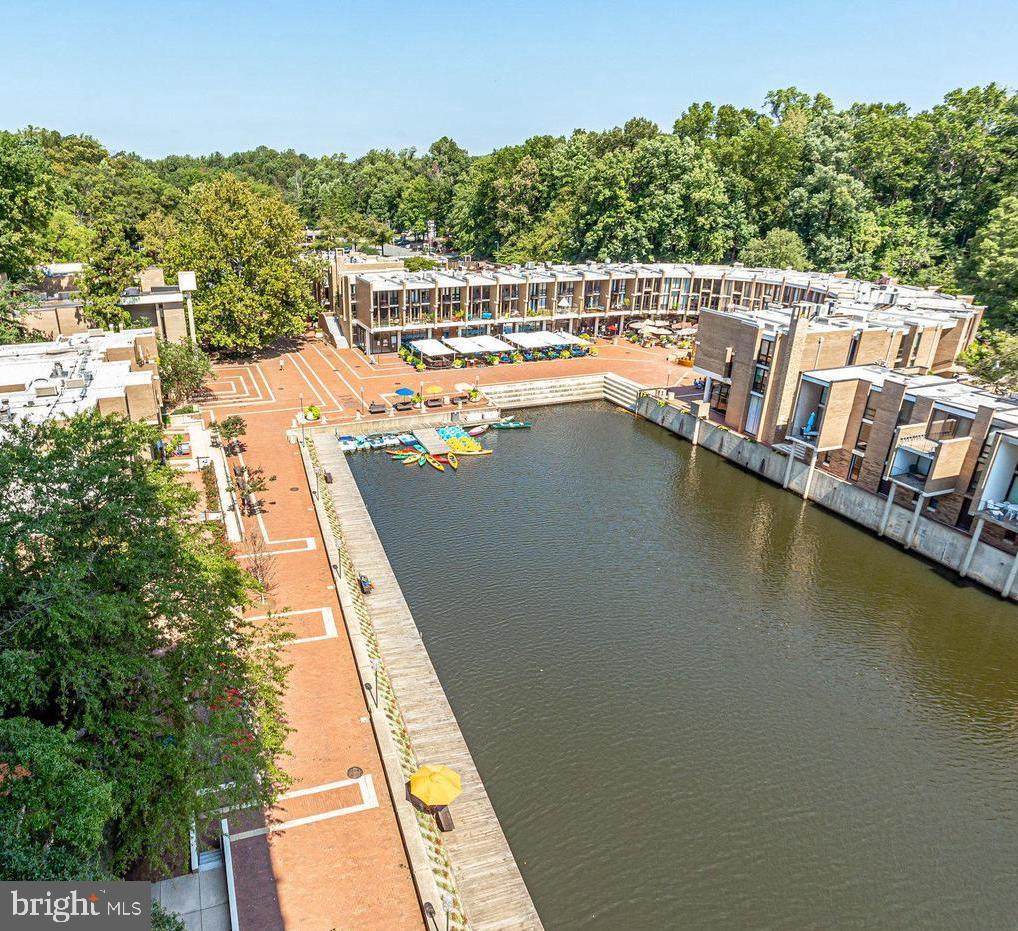 1650 PARKCREST CIRCLE Unit: 100