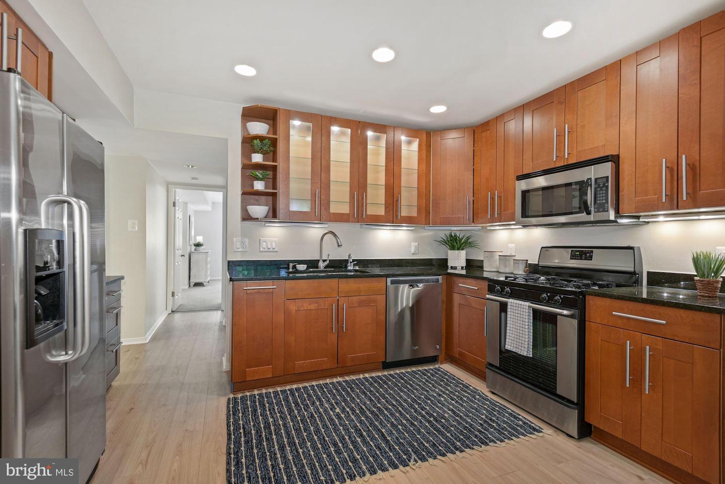 1650 PARKCREST CIRCLE Unit: 100