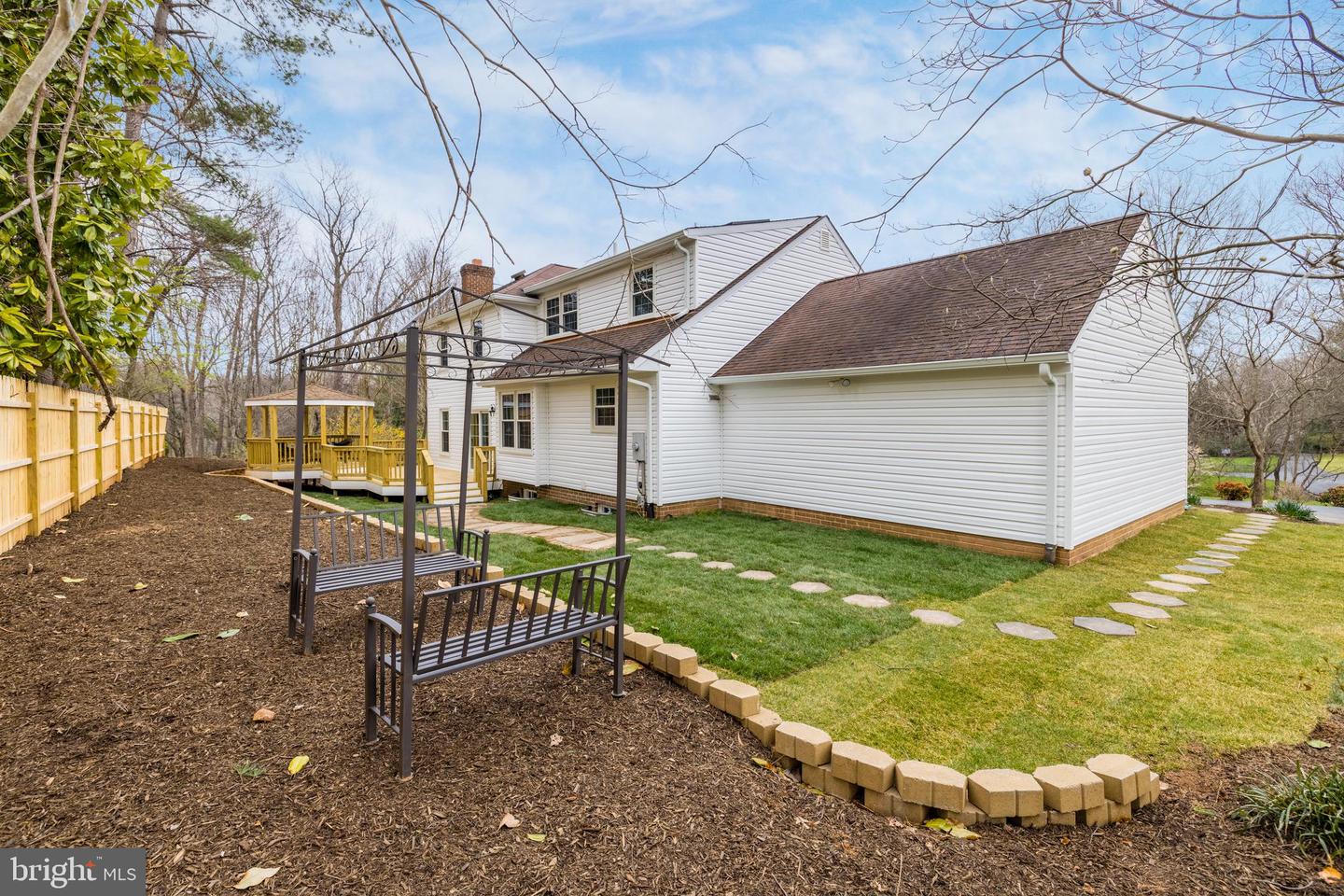2706 BERRYLAND DRIVE