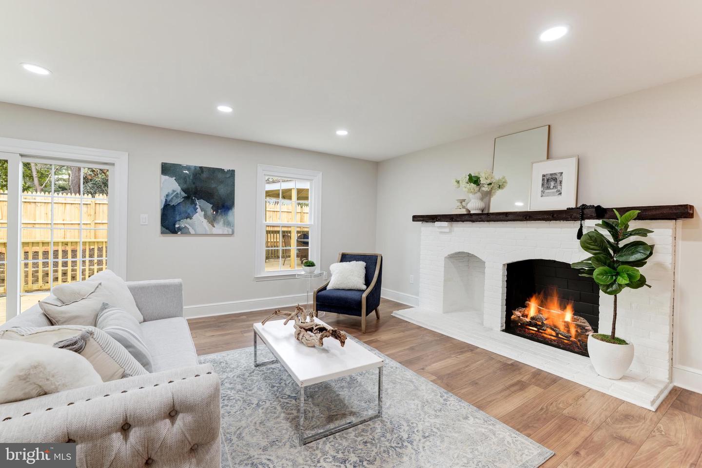 2706 BERRYLAND DRIVE
