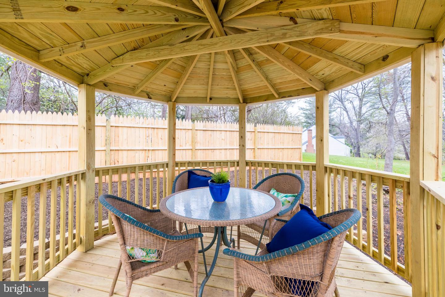 2706 BERRYLAND DRIVE