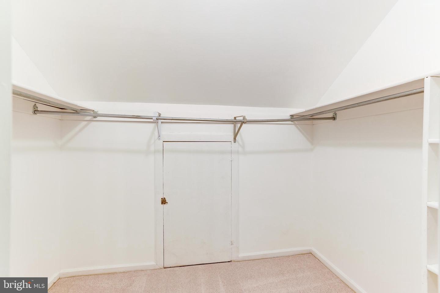 2706 BERRYLAND DRIVE