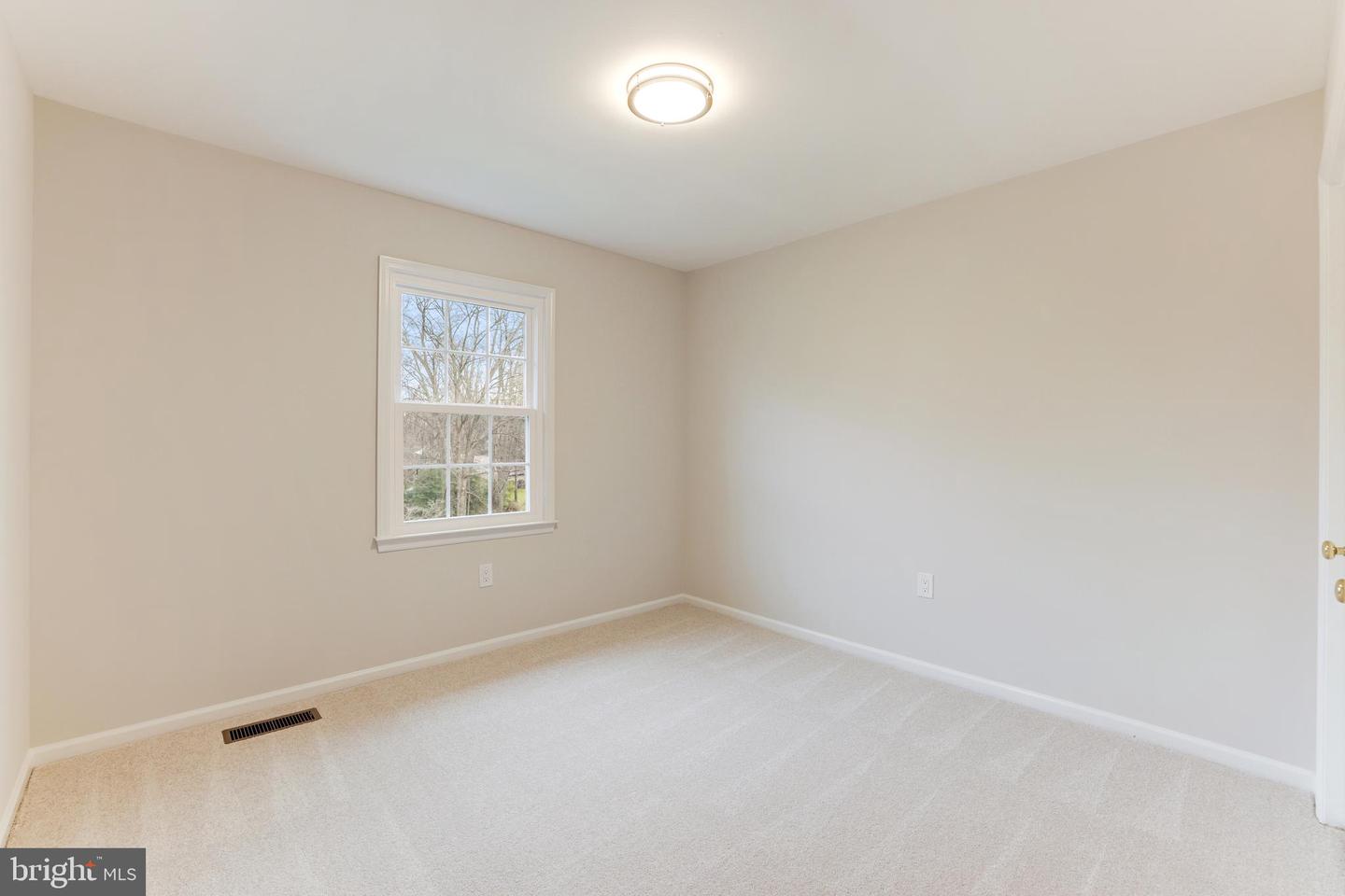 2706 BERRYLAND DRIVE