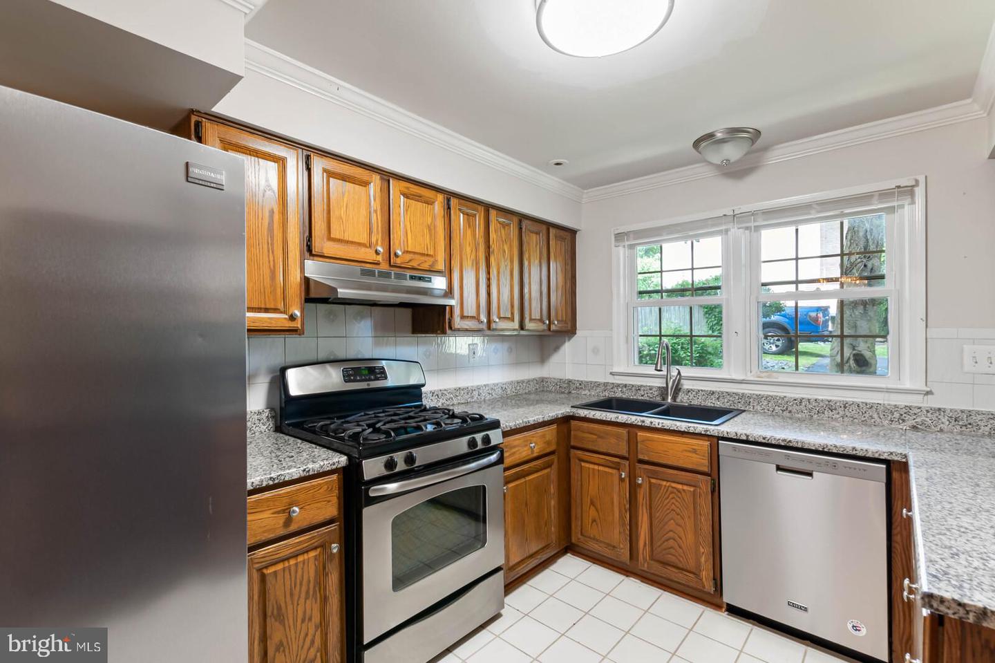 1084 UTTERBACK STORE ROAD