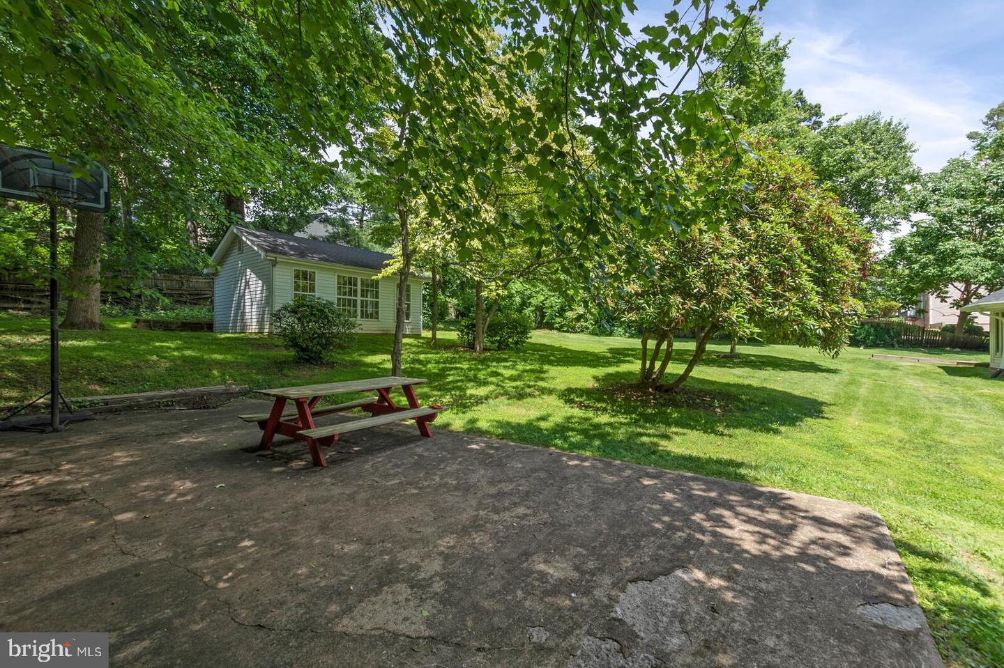 1084 UTTERBACK STORE ROAD