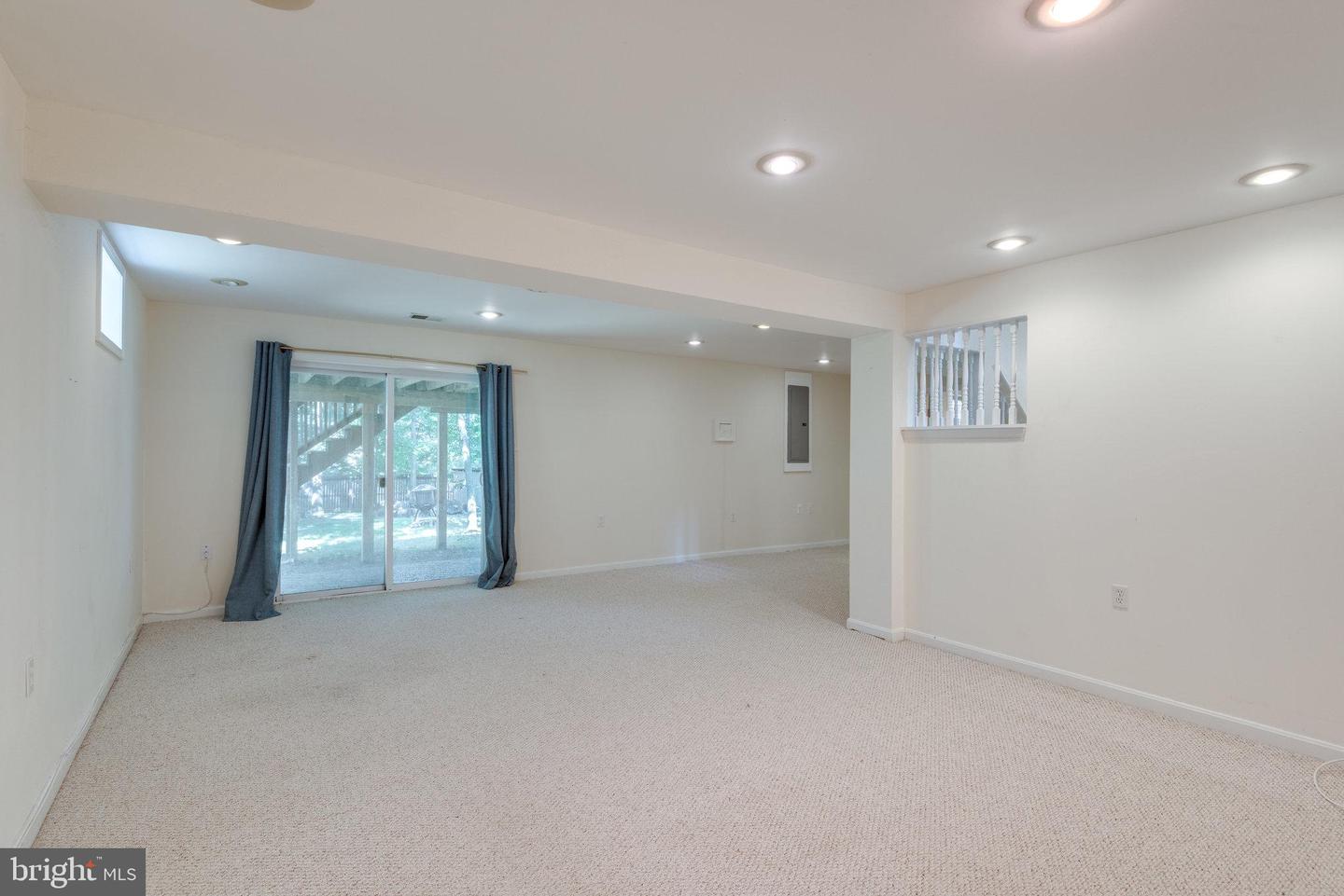 1419 BAYSHIRE LANE