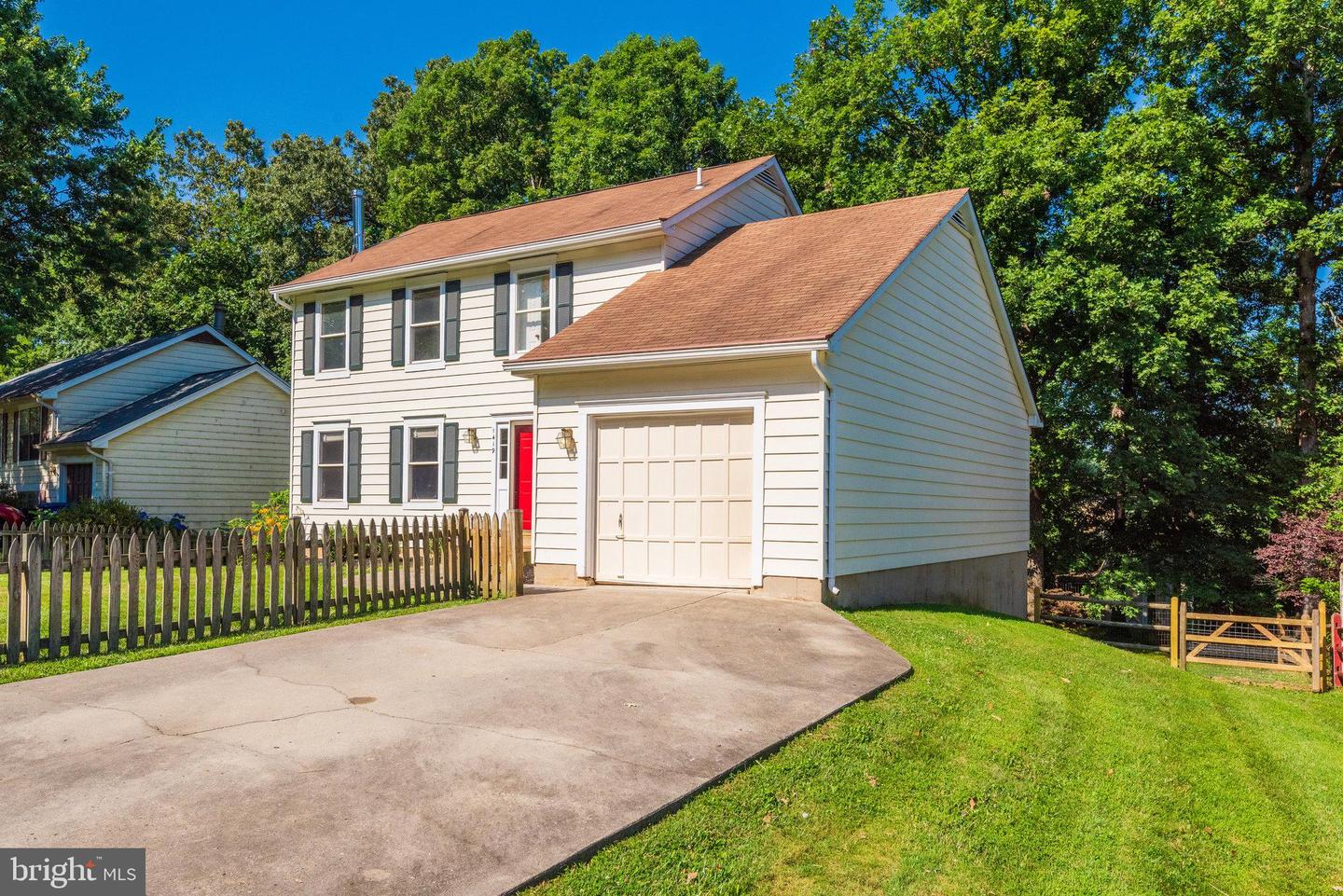 1419 BAYSHIRE LANE