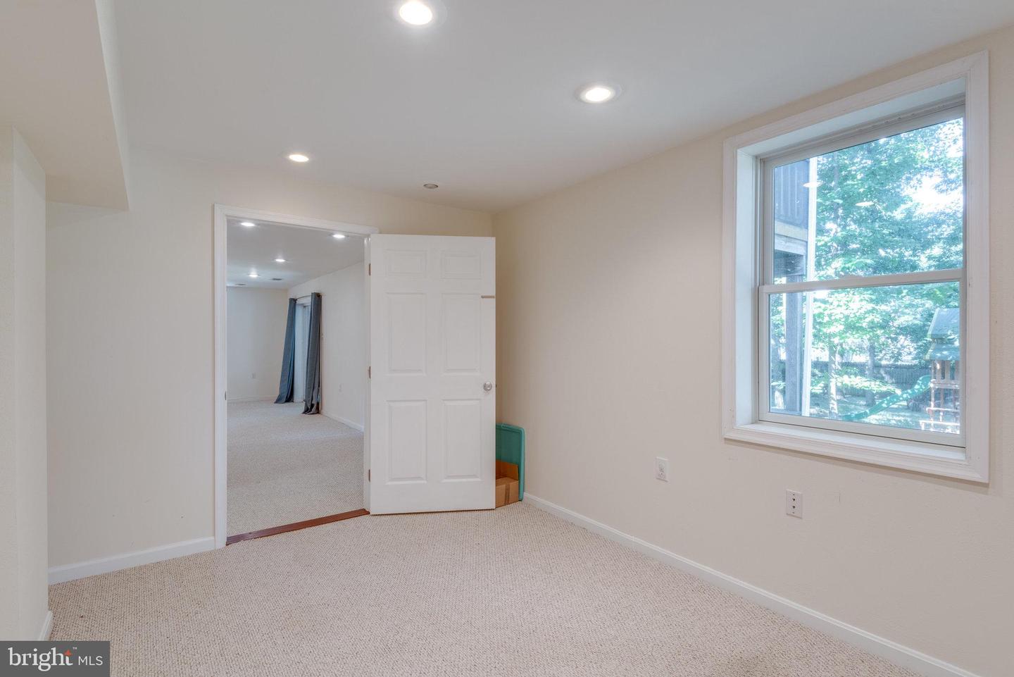 1419 BAYSHIRE LANE