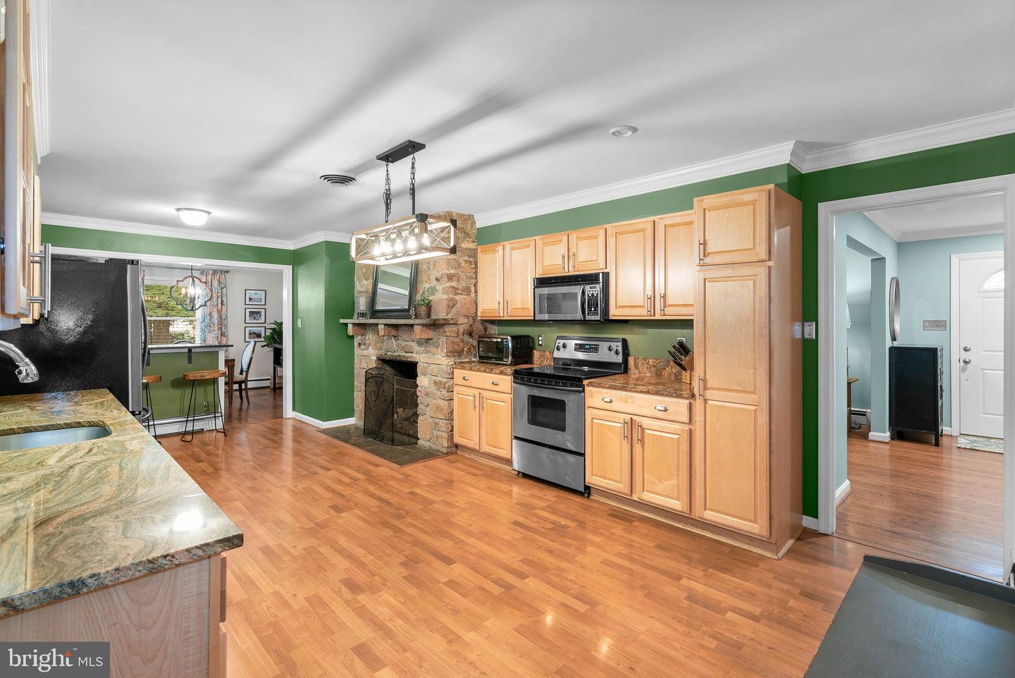 15027 BRADDOCK ROAD