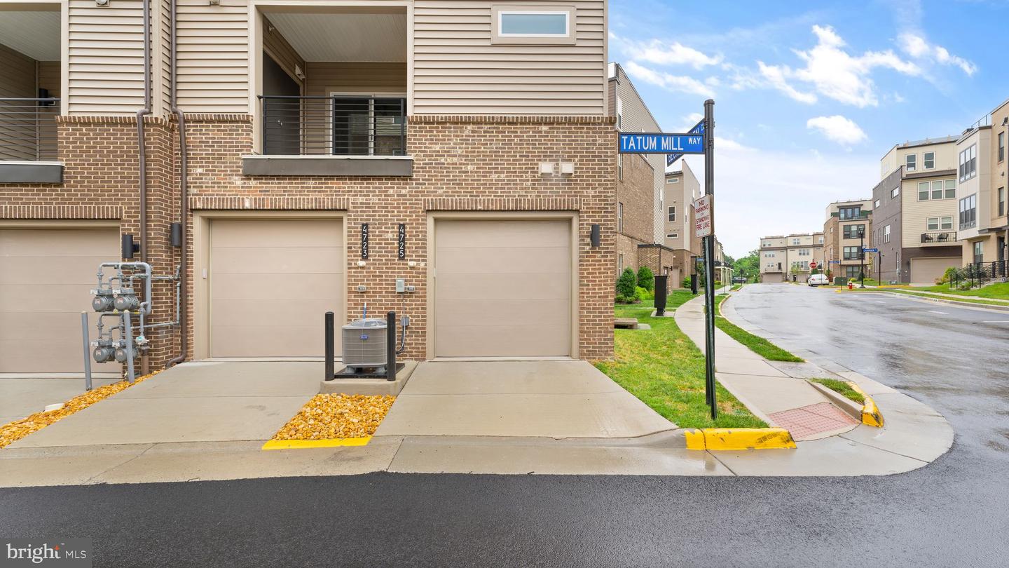 4725 TATUM MILL WAY Unit: 601