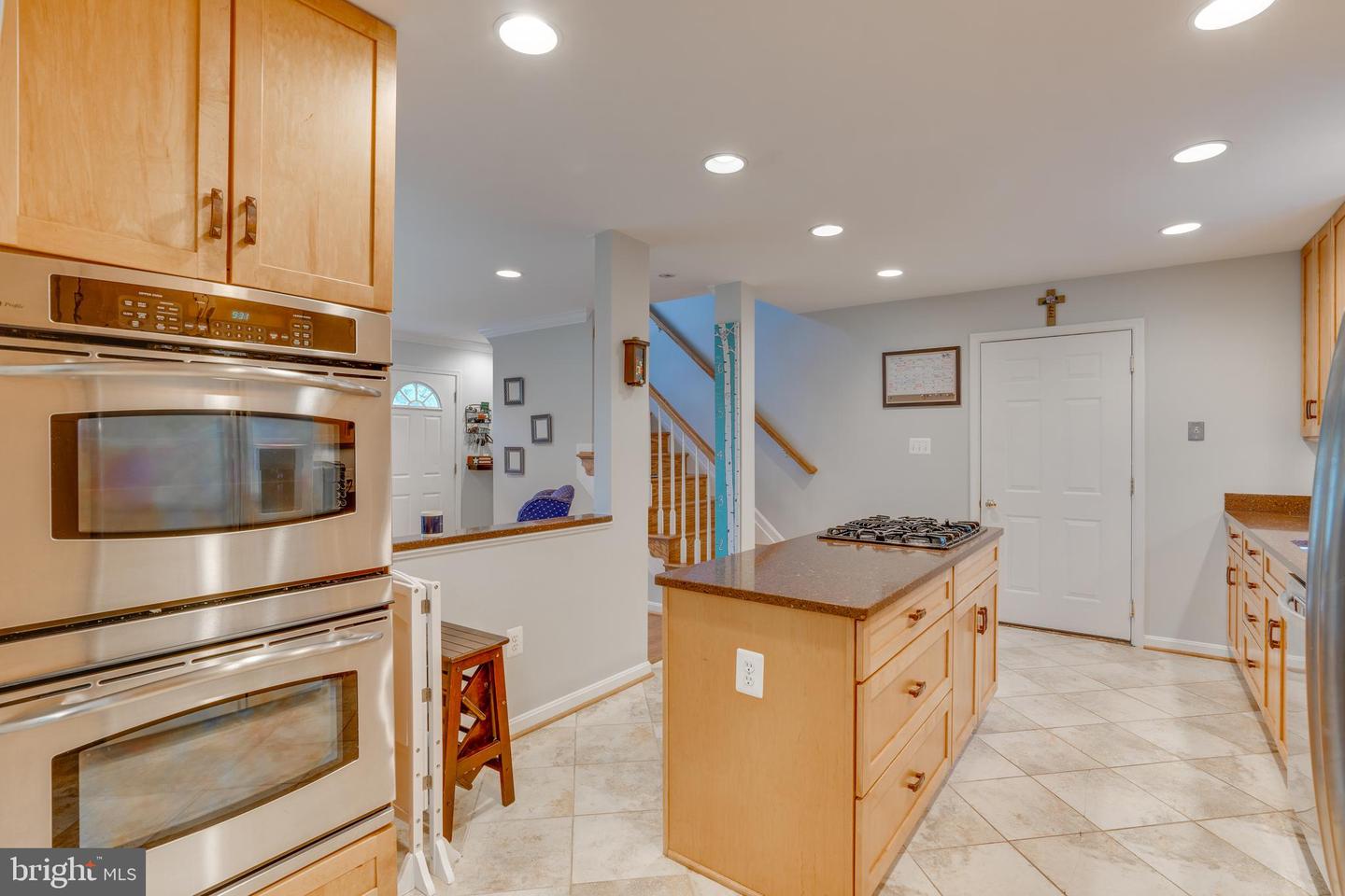 2406 PHILLIPS DRIVE