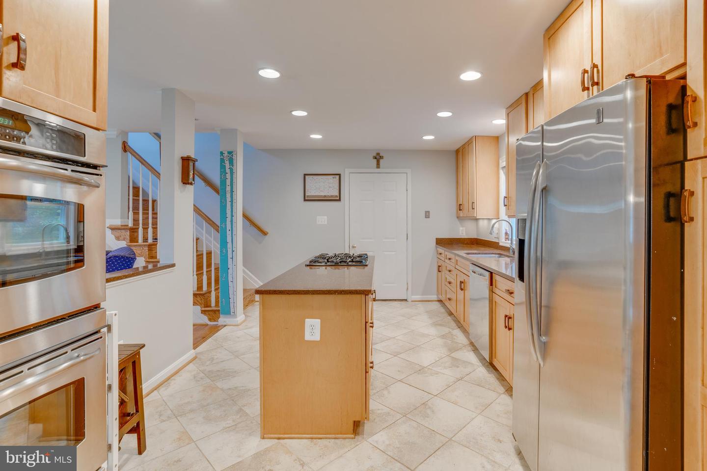2406 PHILLIPS DRIVE