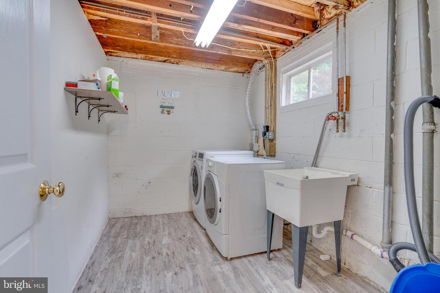 2406 PHILLIPS DRIVE