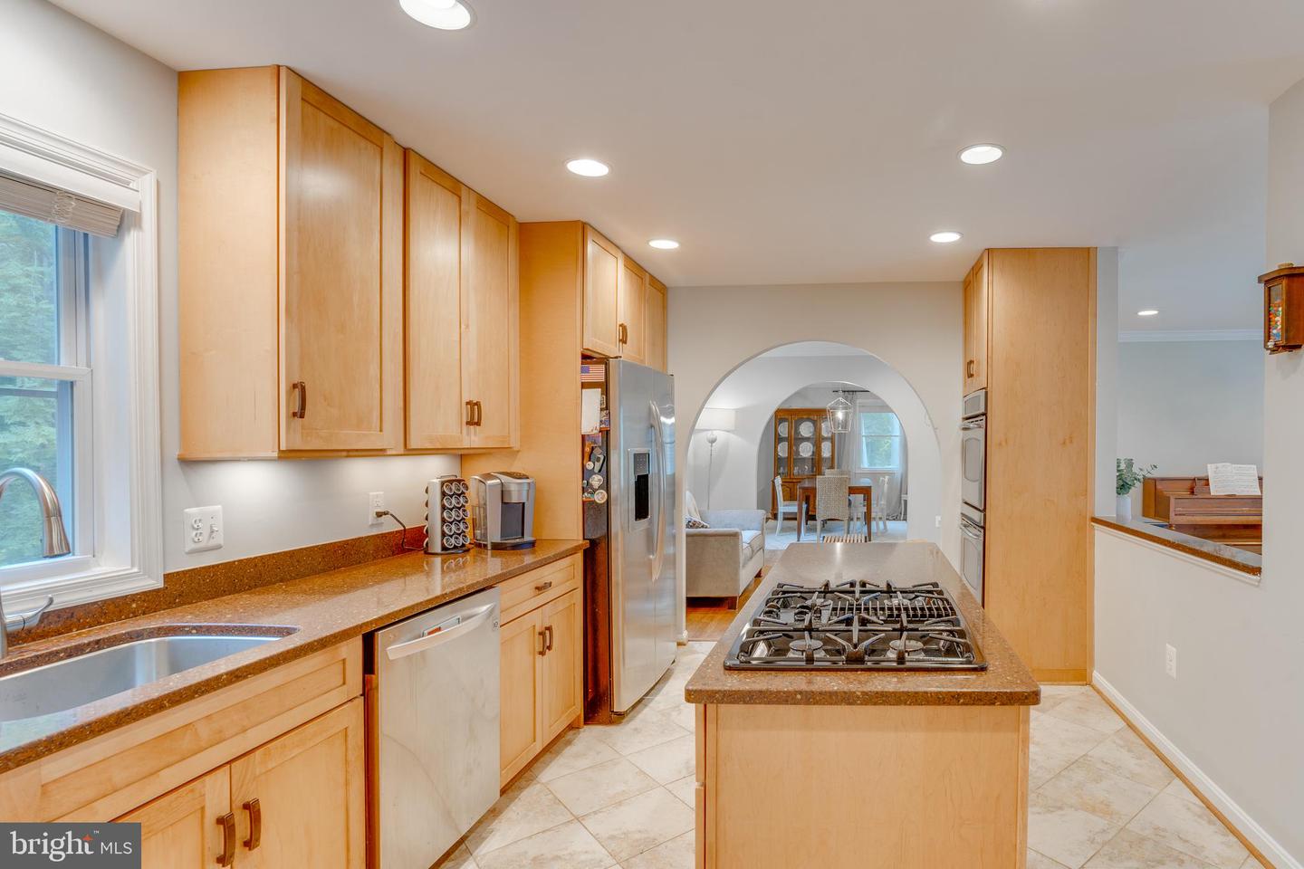 2406 PHILLIPS DRIVE