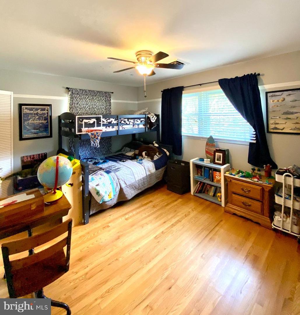 4413 LAUREL ROAD