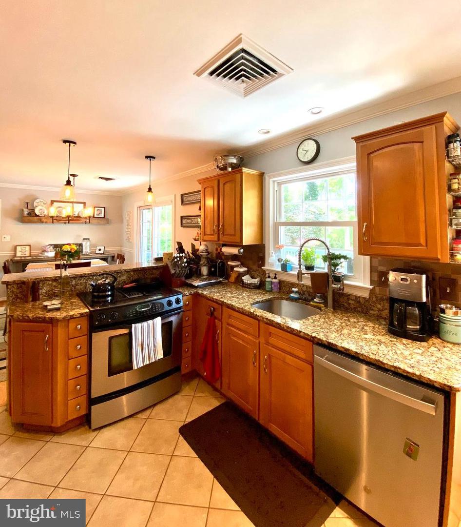 4413 LAUREL ROAD