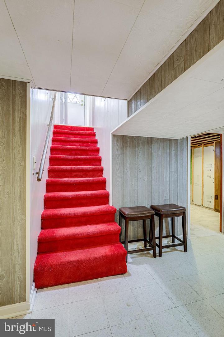 10125 ZION DRIVE
