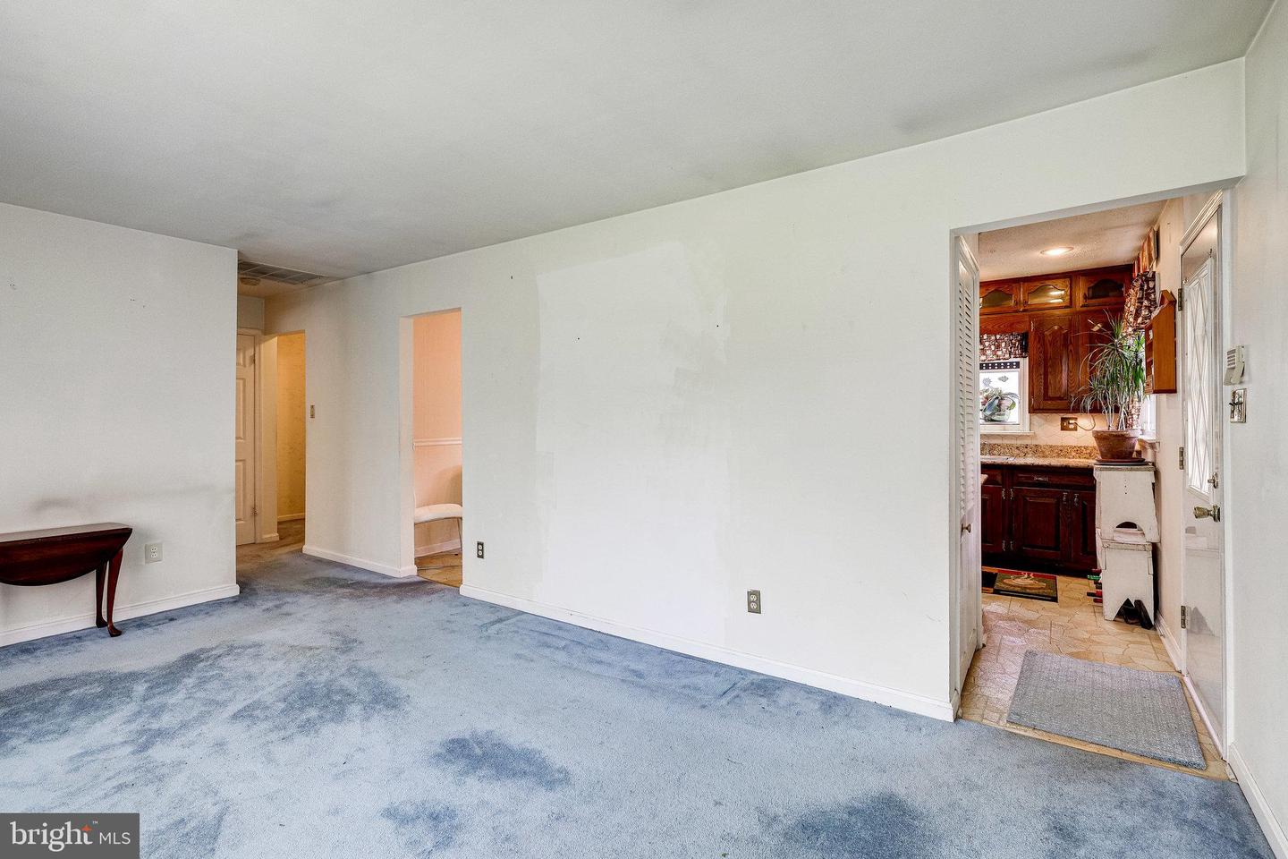 10125 ZION DRIVE