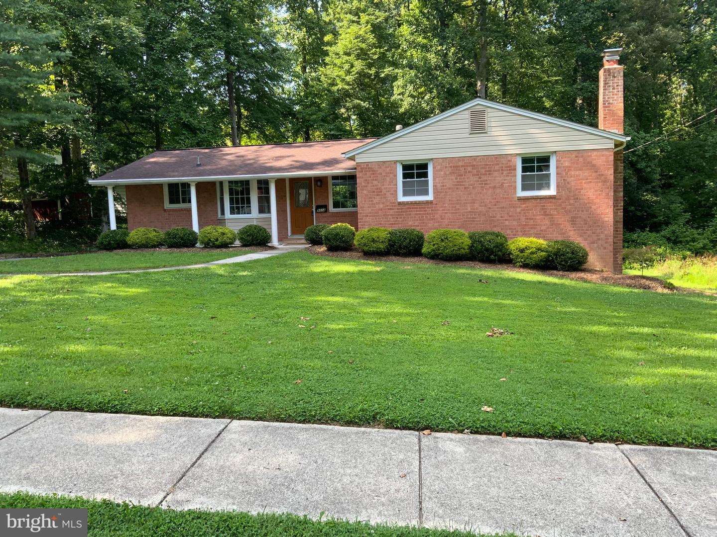 9014 ORANGE HUNT LANE