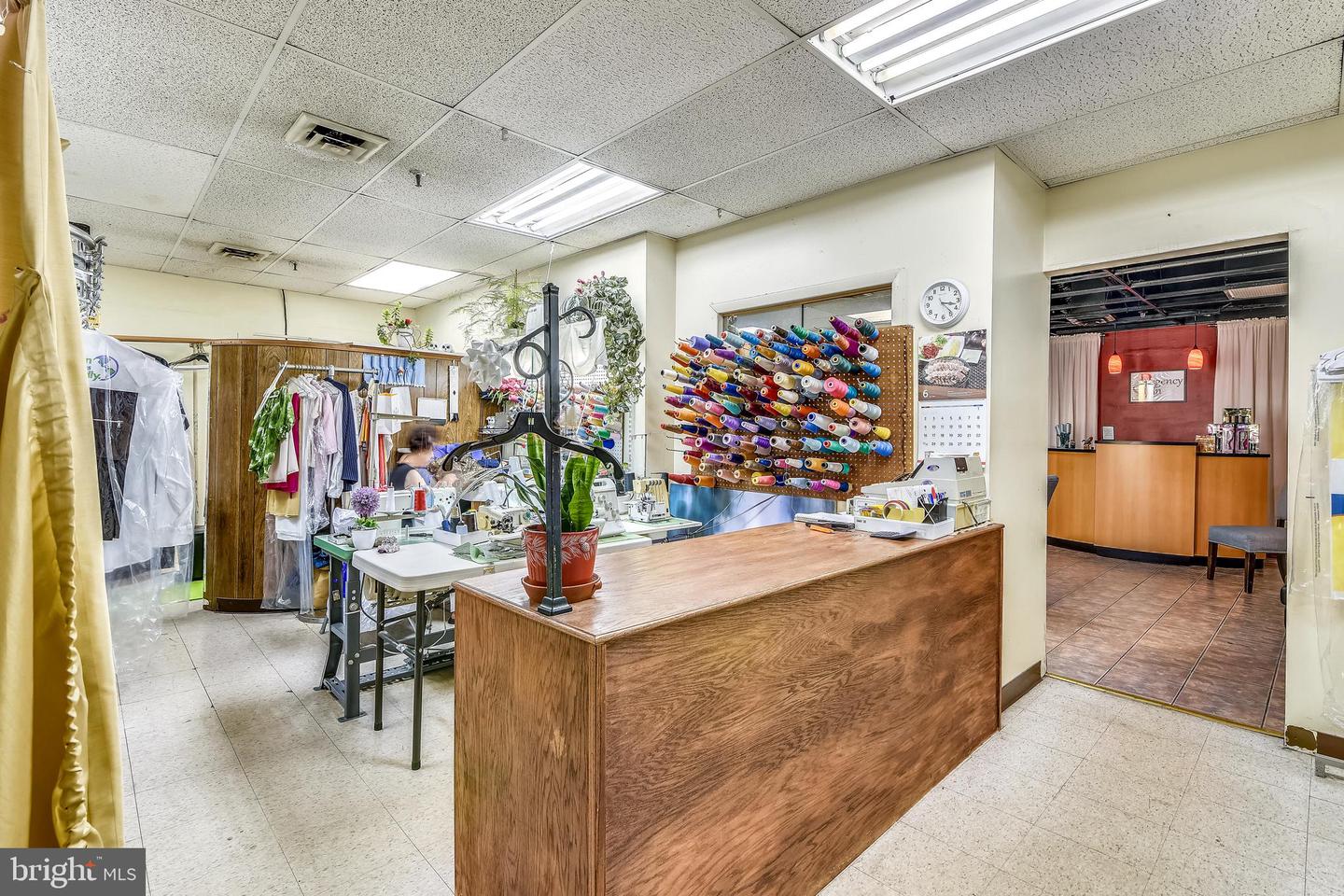 1800 OLD MEADOW ROAD Unit: 311