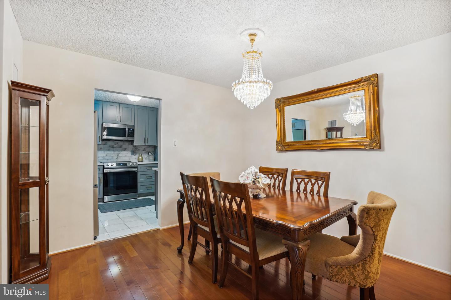 1800 OLD MEADOW ROAD Unit: 311