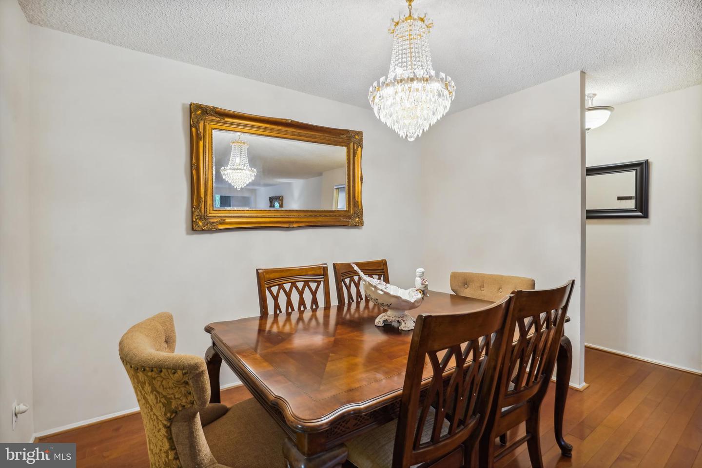 1800 OLD MEADOW ROAD Unit: 311