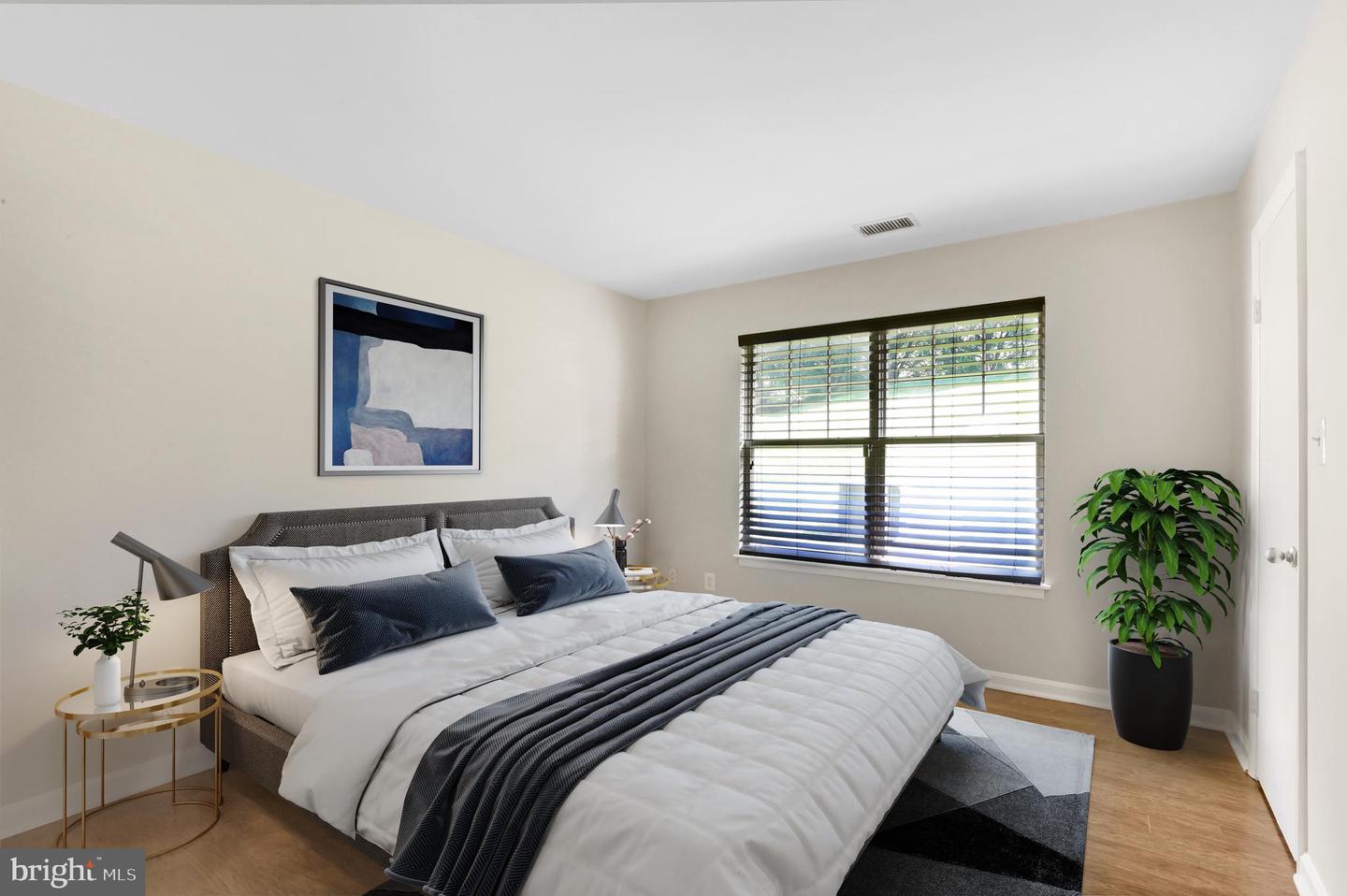 11653 GAS LIGHT COURT Unit: C