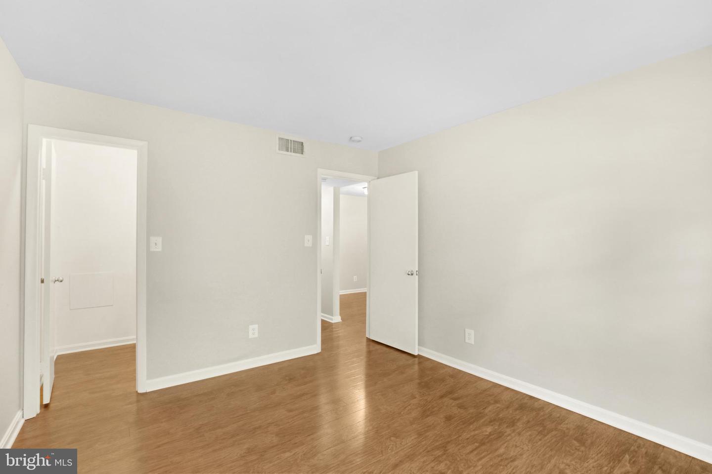 11653 GAS LIGHT COURT Unit: C