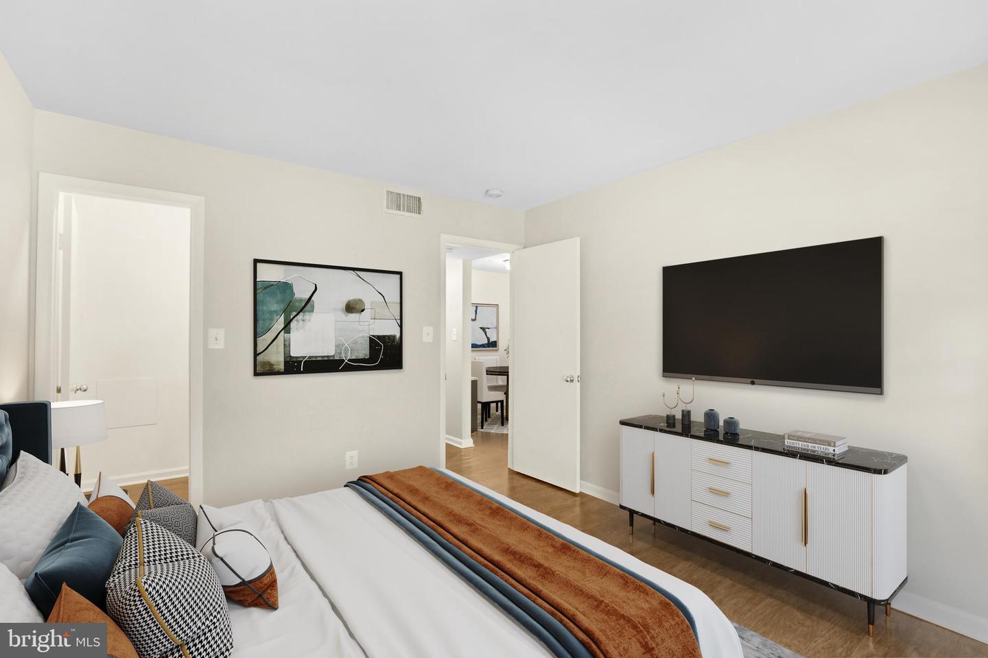 11653 GAS LIGHT COURT Unit: C