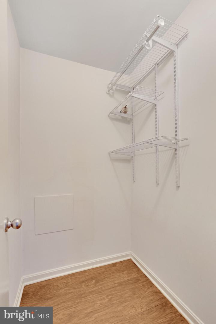11653 GAS LIGHT COURT Unit: C
