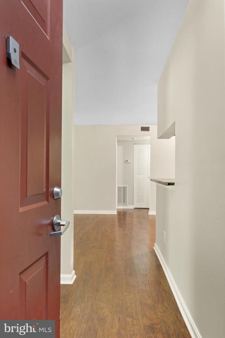 11653 GAS LIGHT COURT Unit: C