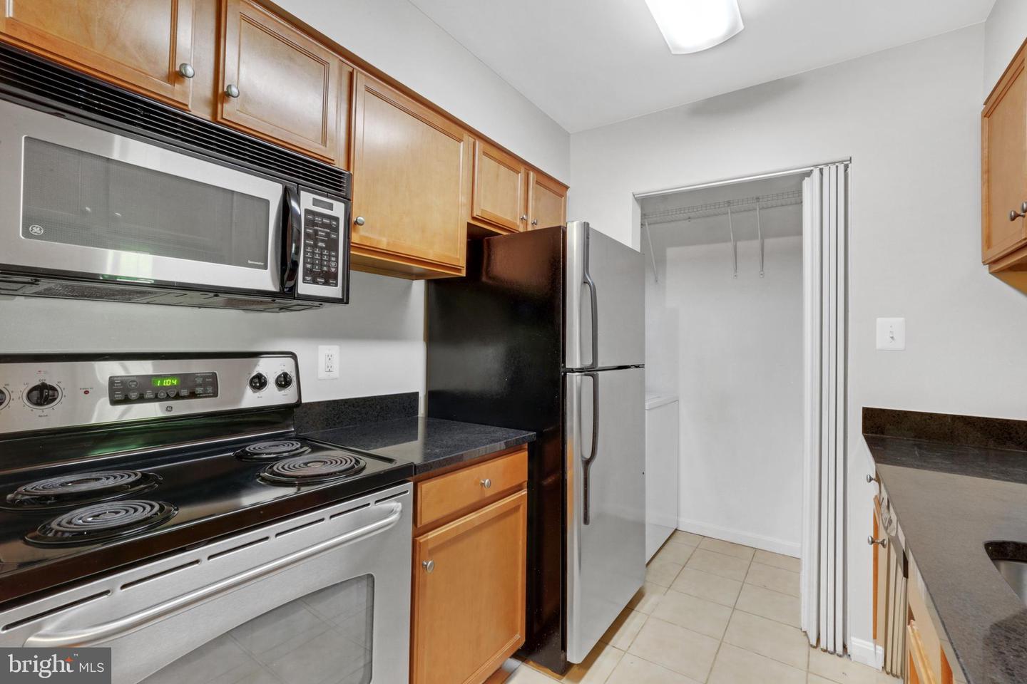 11653 GAS LIGHT COURT Unit: C