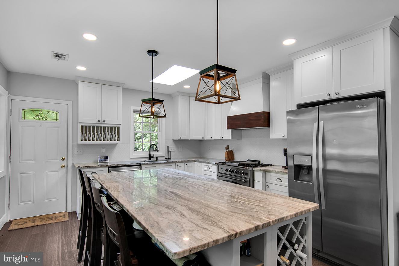 8112 ACCOTINK DRIVE