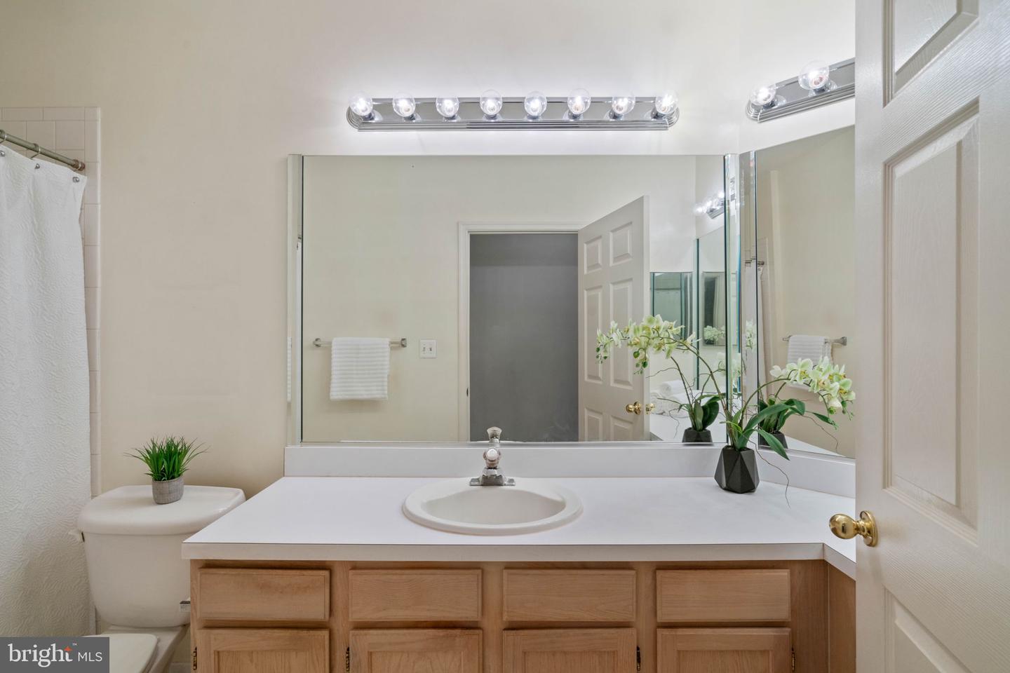 1700 LAKE SHORE CREST DRIVE Unit: 24