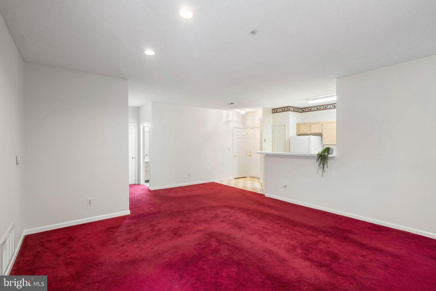 1700 LAKE SHORE CREST DRIVE Unit: 24