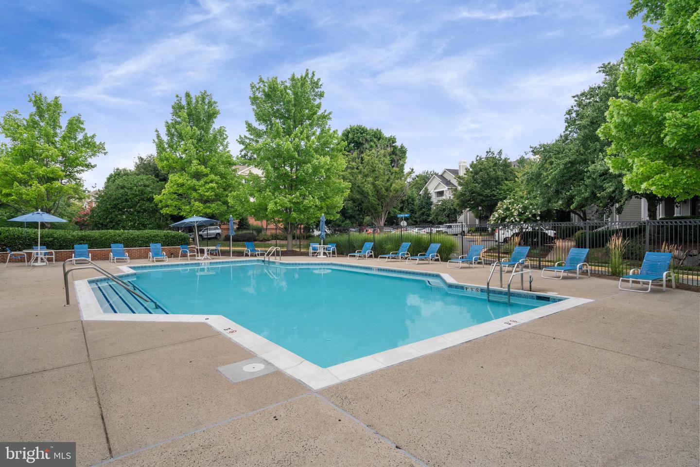 1700 LAKE SHORE CREST DRIVE Unit: 24