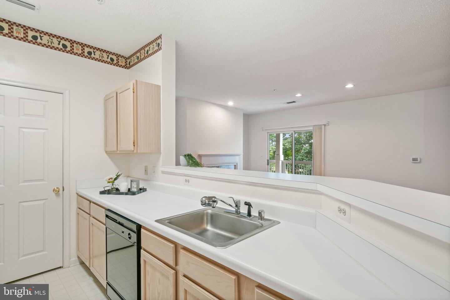 1700 LAKE SHORE CREST DRIVE Unit: 24