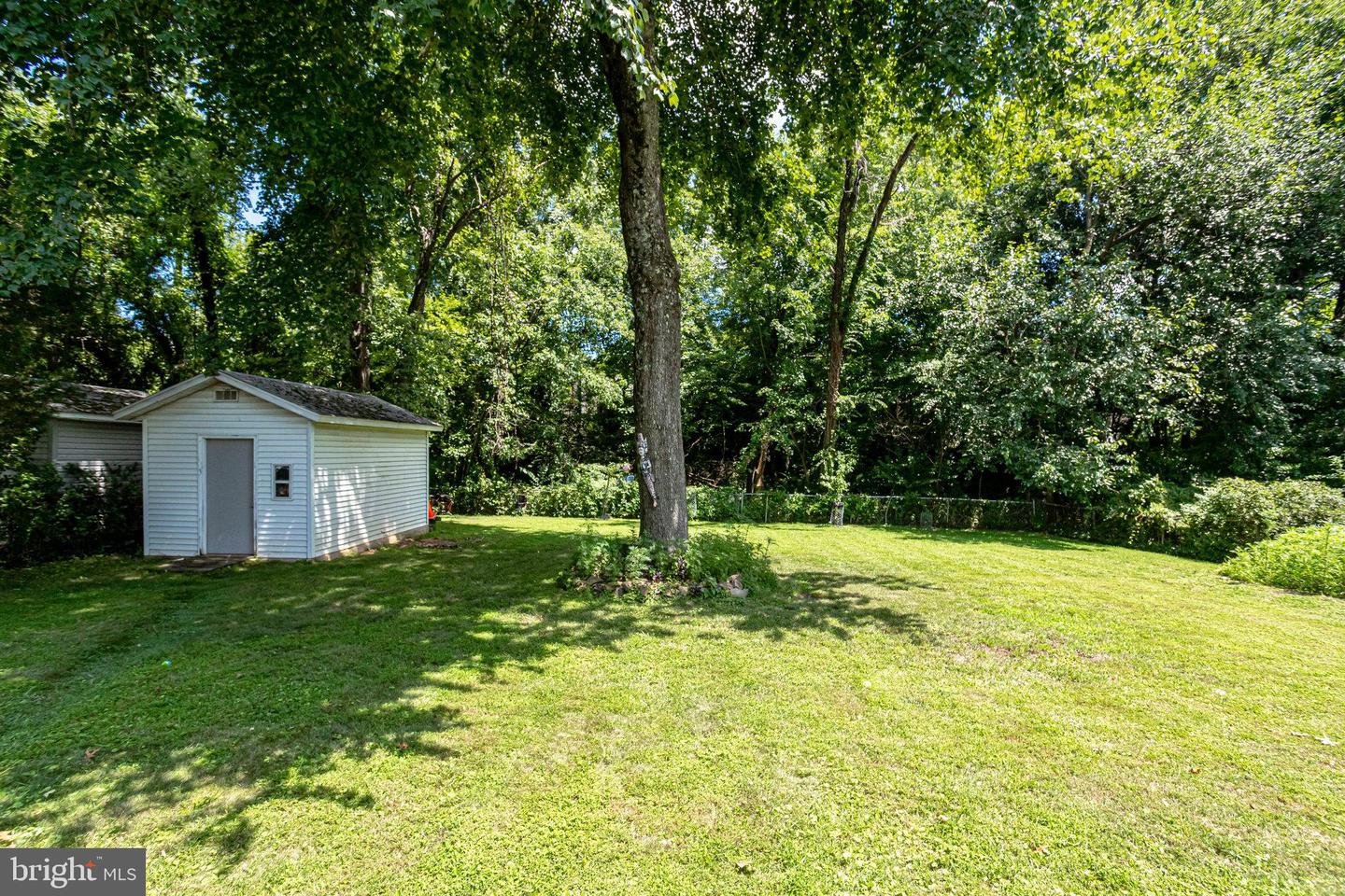 1827 OLNEY ROAD