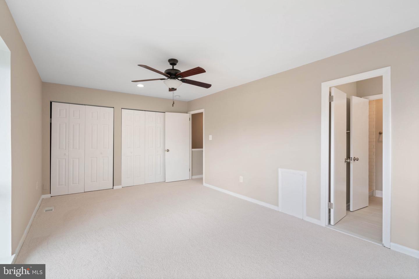 9542 BLAKE LANE