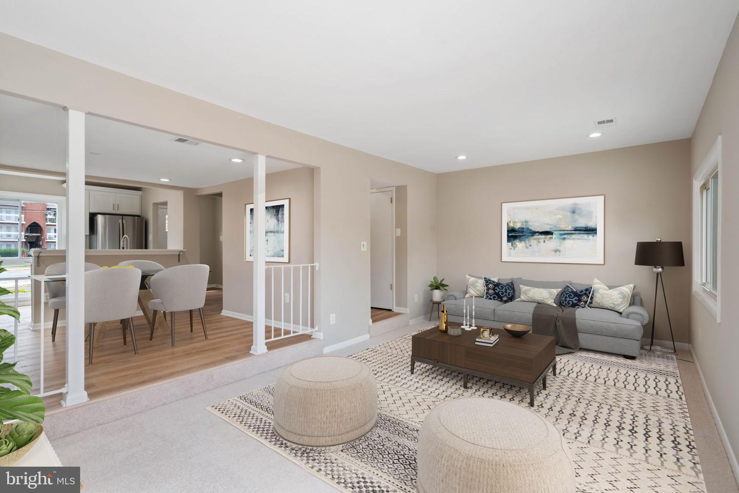 9542 BLAKE LANE