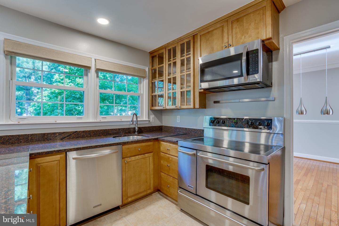 13720 EASTCLIFF CIRCLE
