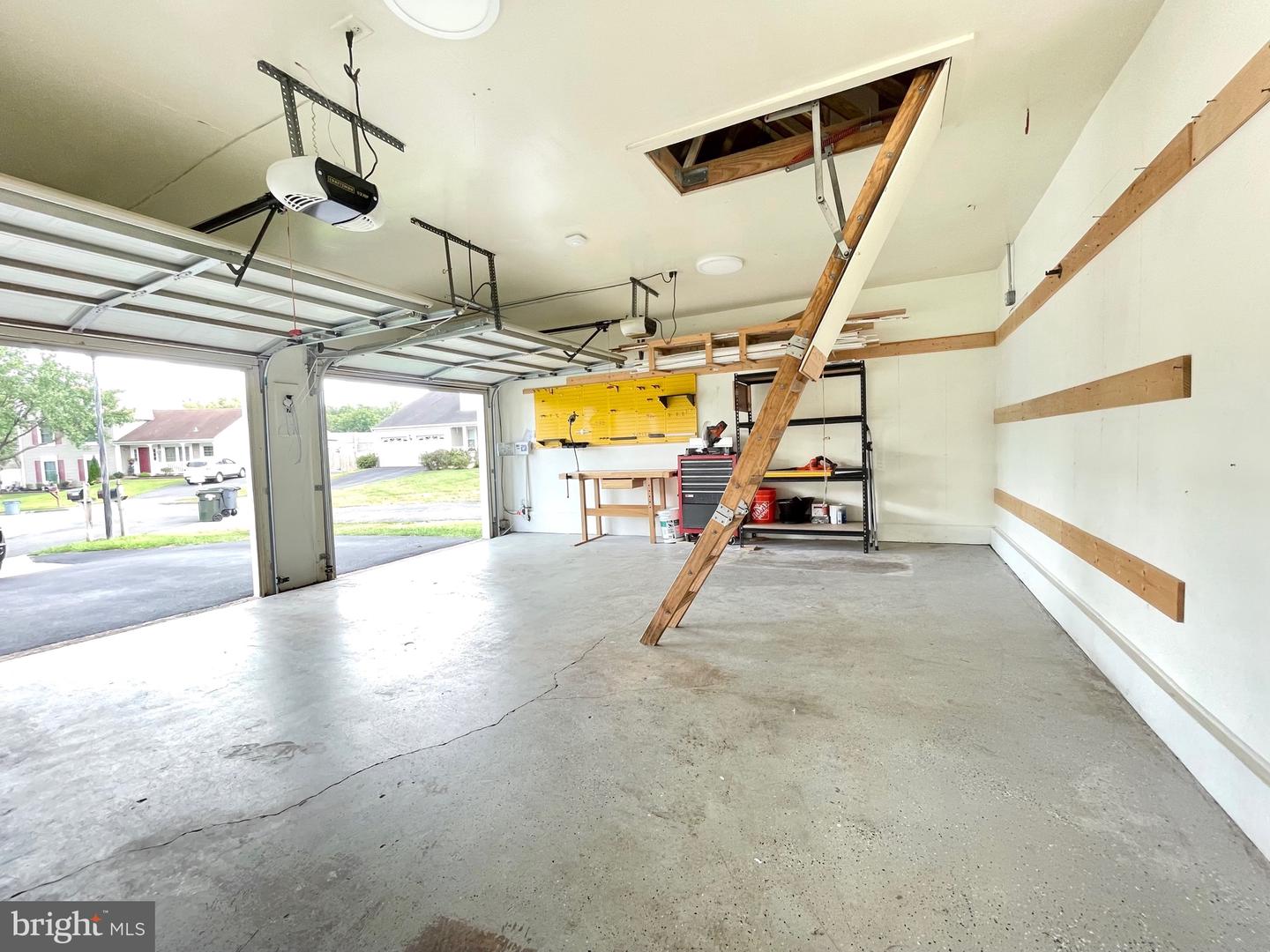 13720 EASTCLIFF CIRCLE