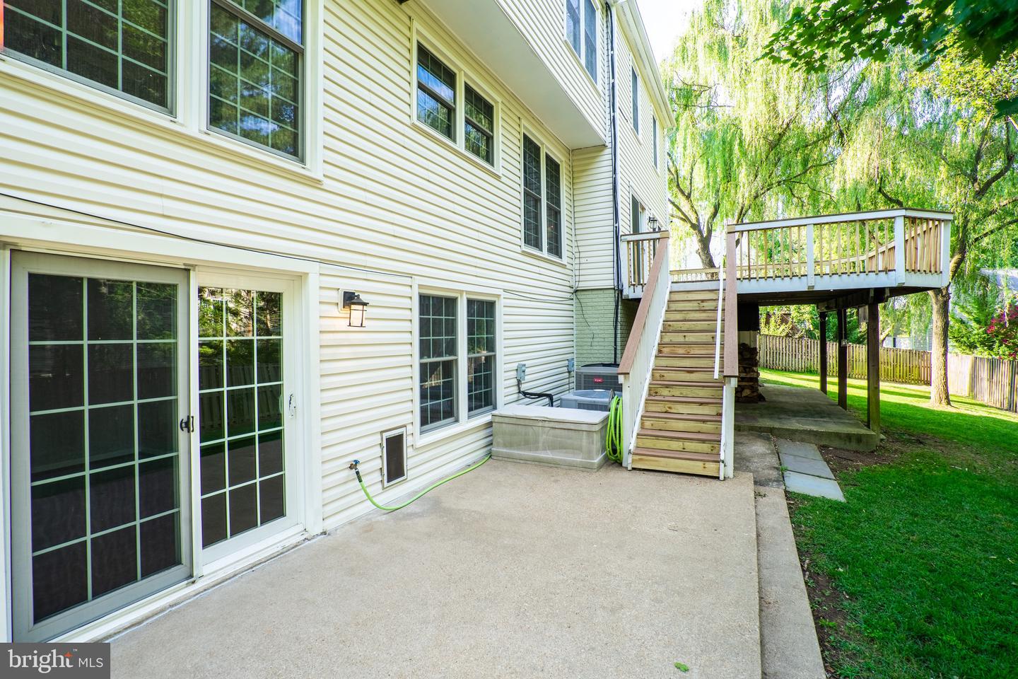 13720 EASTCLIFF CIRCLE
